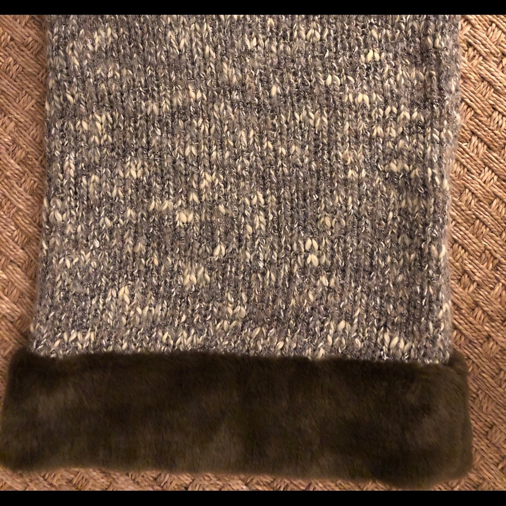Pullover neck warmer & gloves